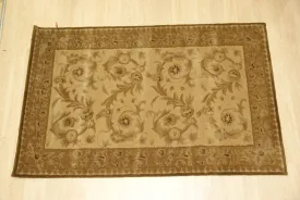 3.5 x 5.5 Tufted Rug