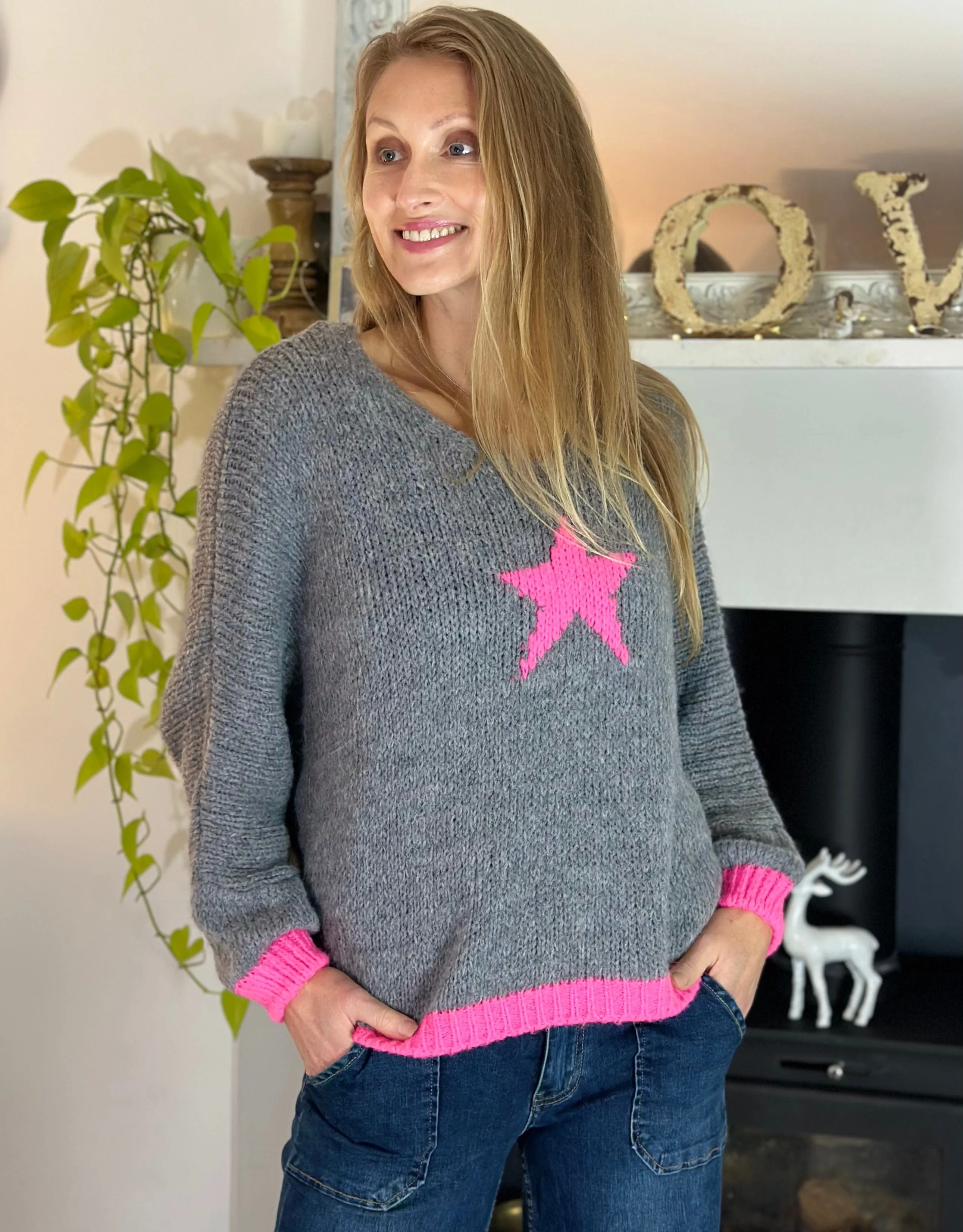 Chunky Knit V-Neck Star Jumper - Grey With Bright Pink