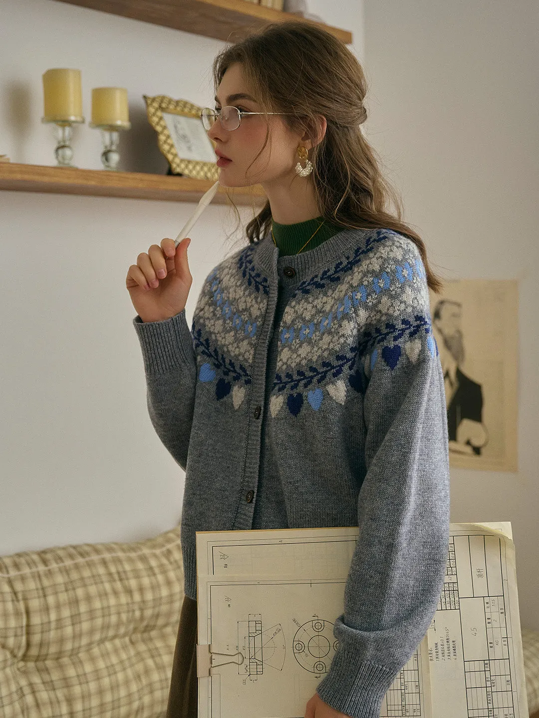 Jessie Classic Crew Collar SR Exclusive Design Fair Isle Cardigan-Apricot