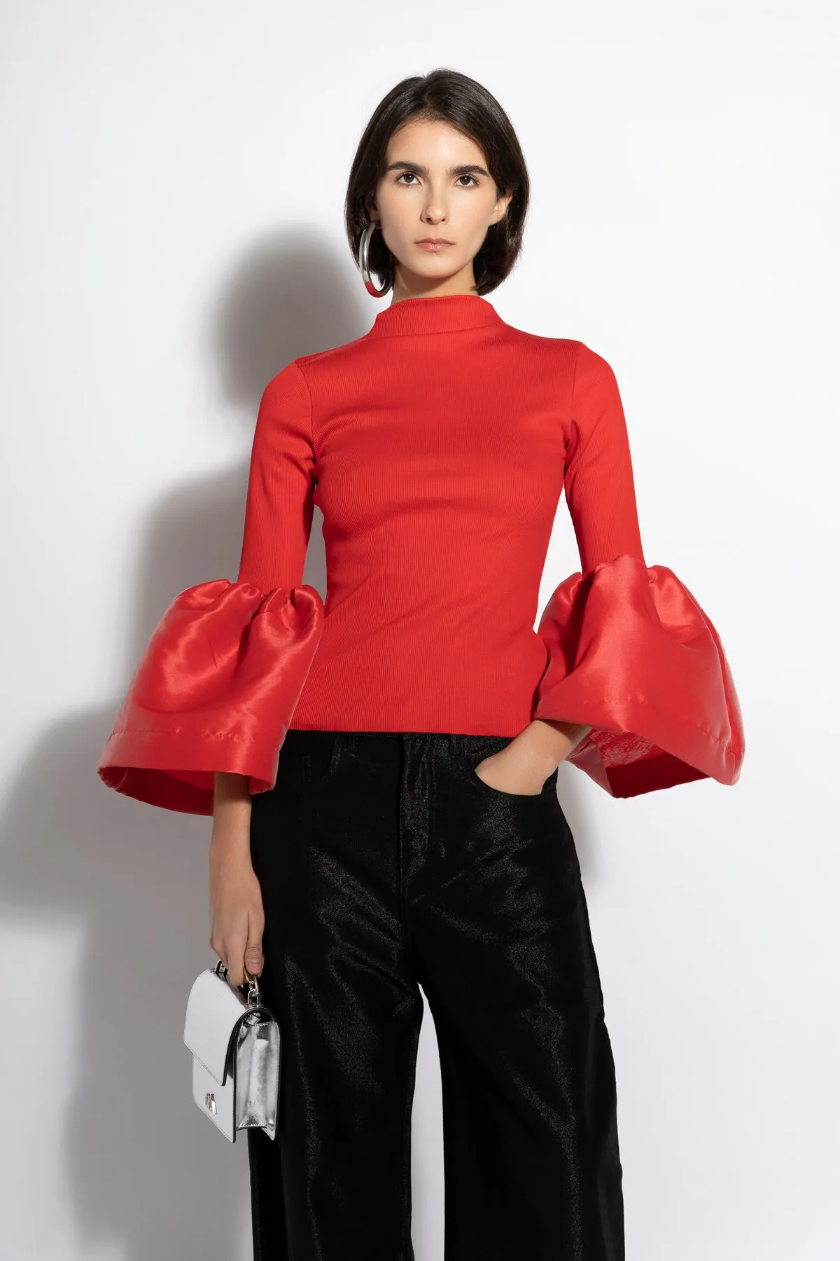 RED TURTLENECK PUFF SLEEVE TOP