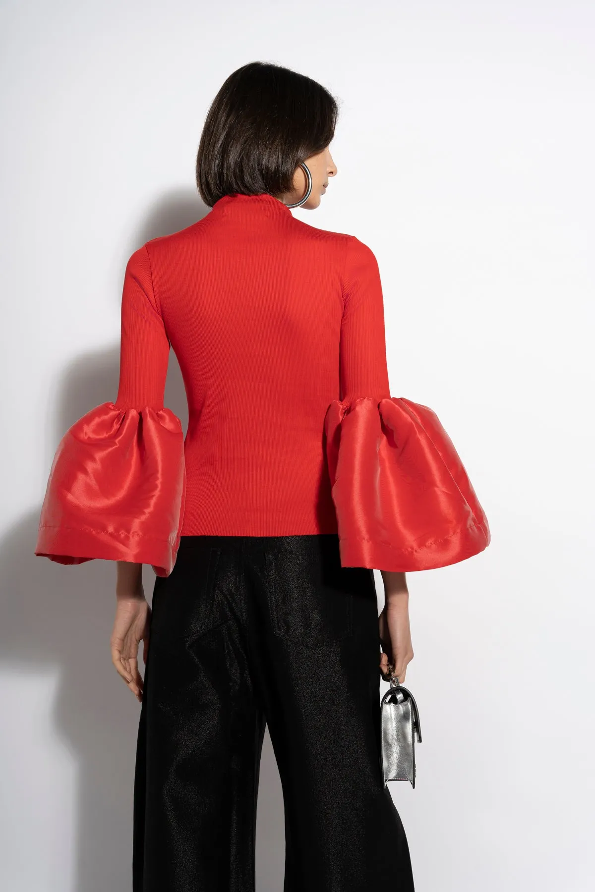 RED TURTLENECK PUFF SLEEVE TOP